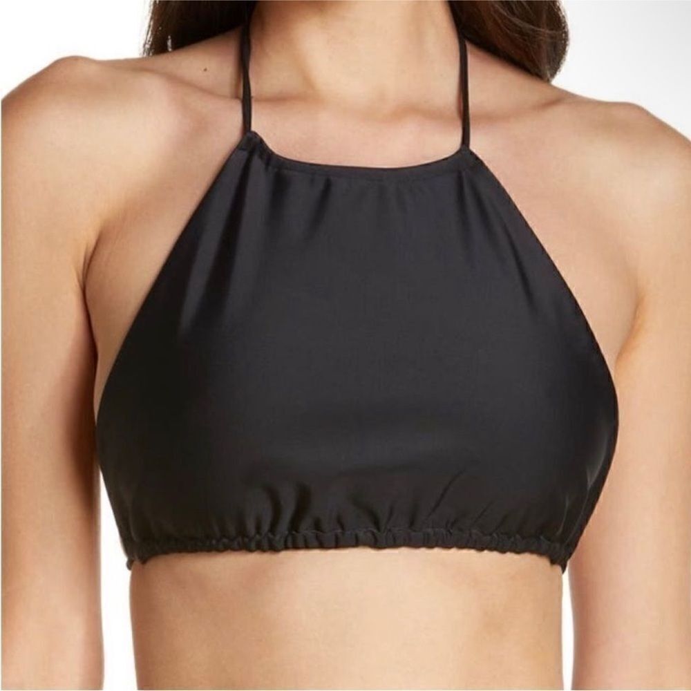 Jade Swim NWT Gia Halter Neck Bikini Top Black
Size Small